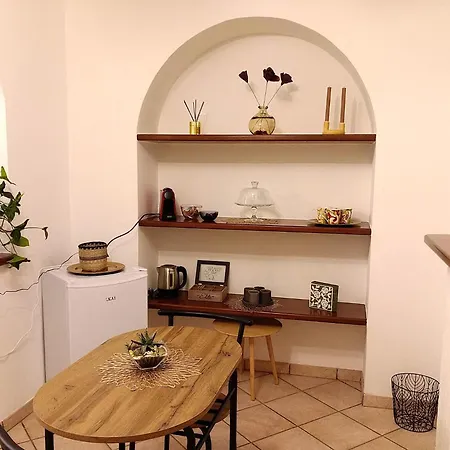 Rosy 세라발레스크리비아