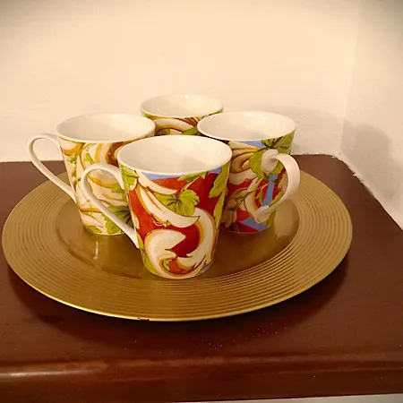 Rosy 세라발레스크리비아