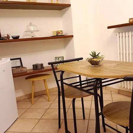 Alojamento de Acomodação e Pequeno-almoço Rosy 3*